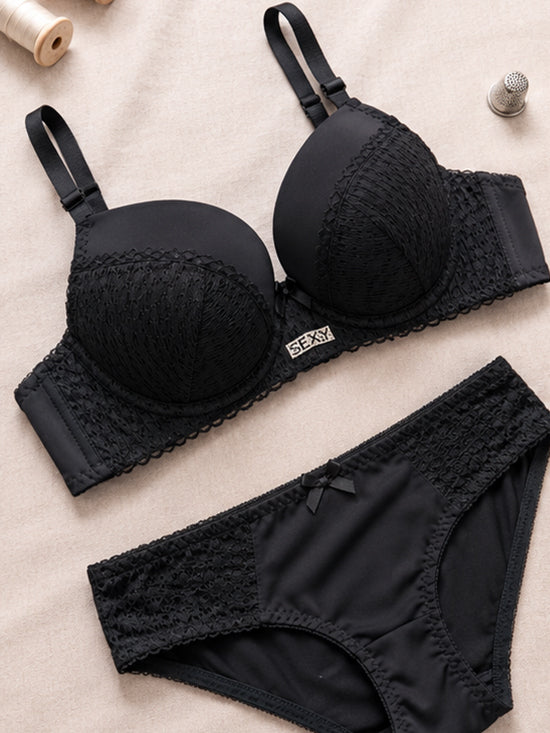 Signature Lace Padded Bra & Panty Set – Black