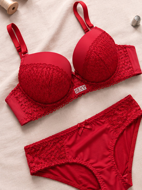 Signature Lace Padded Bra & Panty Set – Red