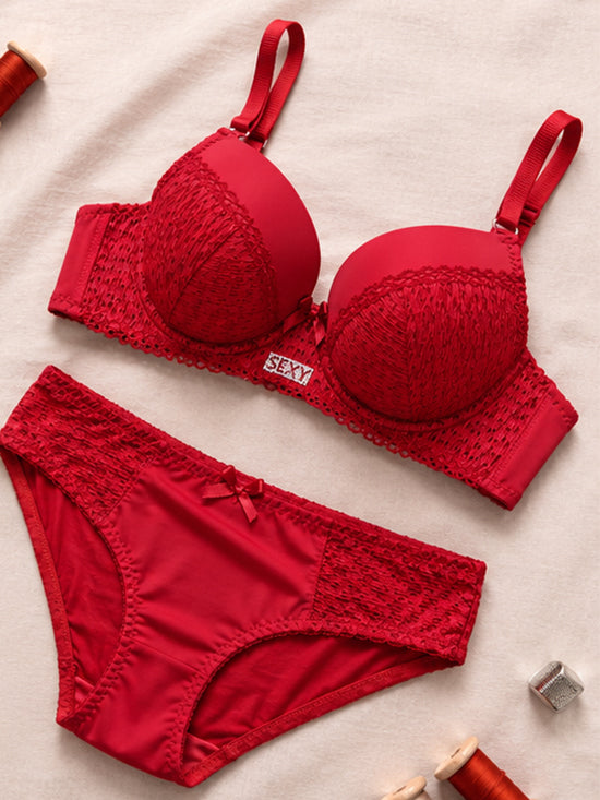 Signature Lace Padded Bra & Panty Set – Red