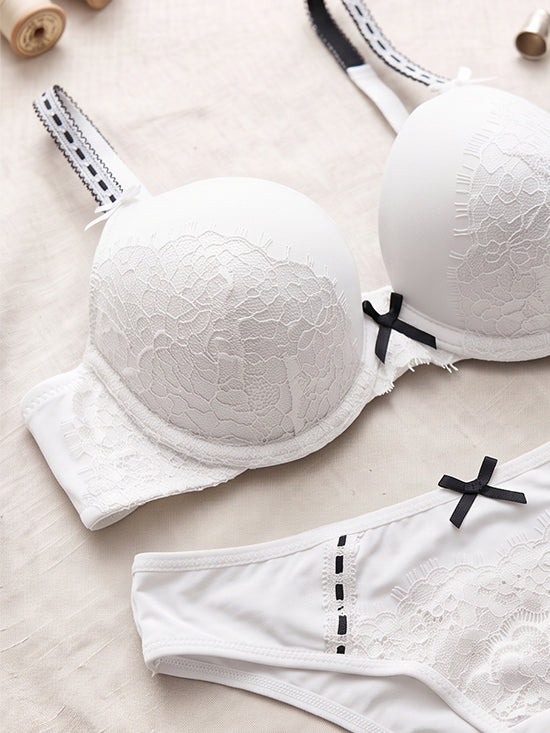 Victoria's Secret Padded Bra & Panty Set – White
